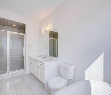 For Lease - 31 Mallery Street, Richmond Hill, Ontario - Photo 5