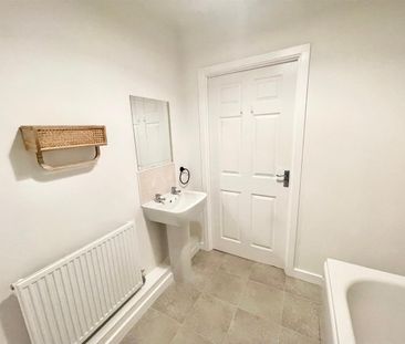 Whitney Crescent, Weston-Super-Mare - Photo 4