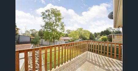 Renovated & Stylish Abode - Photo 5