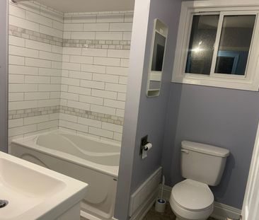 For Lease - 422 Laguna Street Unit# Upper, Oshawa, Ontario - Photo 3