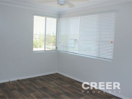 15 Brooks Street, Arcadia Vale - Photo 2