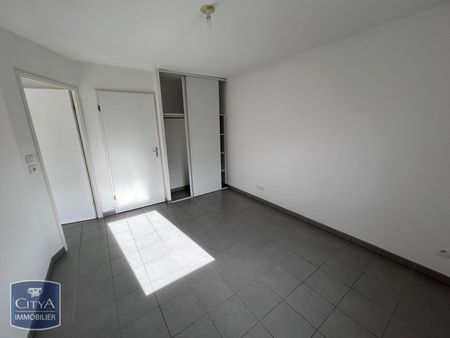 Location Appartement 2 pièces 39m² NOEUX LES MINES 62290 - Photo 4