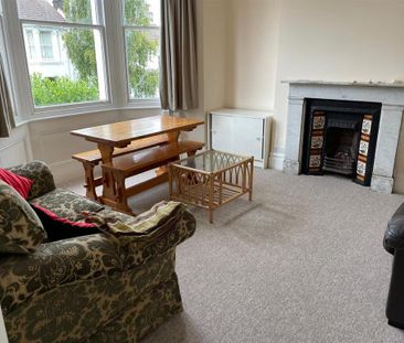 4 bedroom terraced house to rent - Photo 2