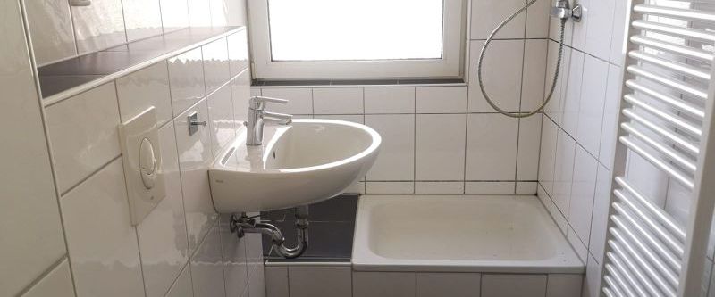 +++ 2 Zimmerwohnung mit Balkon in Rheinnähe – Duisburg Alt-Homberg +++ - Photo 1