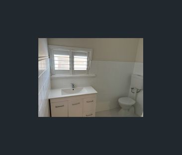 2/20 Augusta Street, Glenelg, SA 5045 - Photo 2