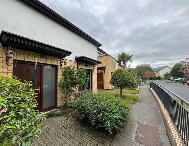 Blackthorn Hill Drive, Rathcoole, Co. Dublin - Photo 1