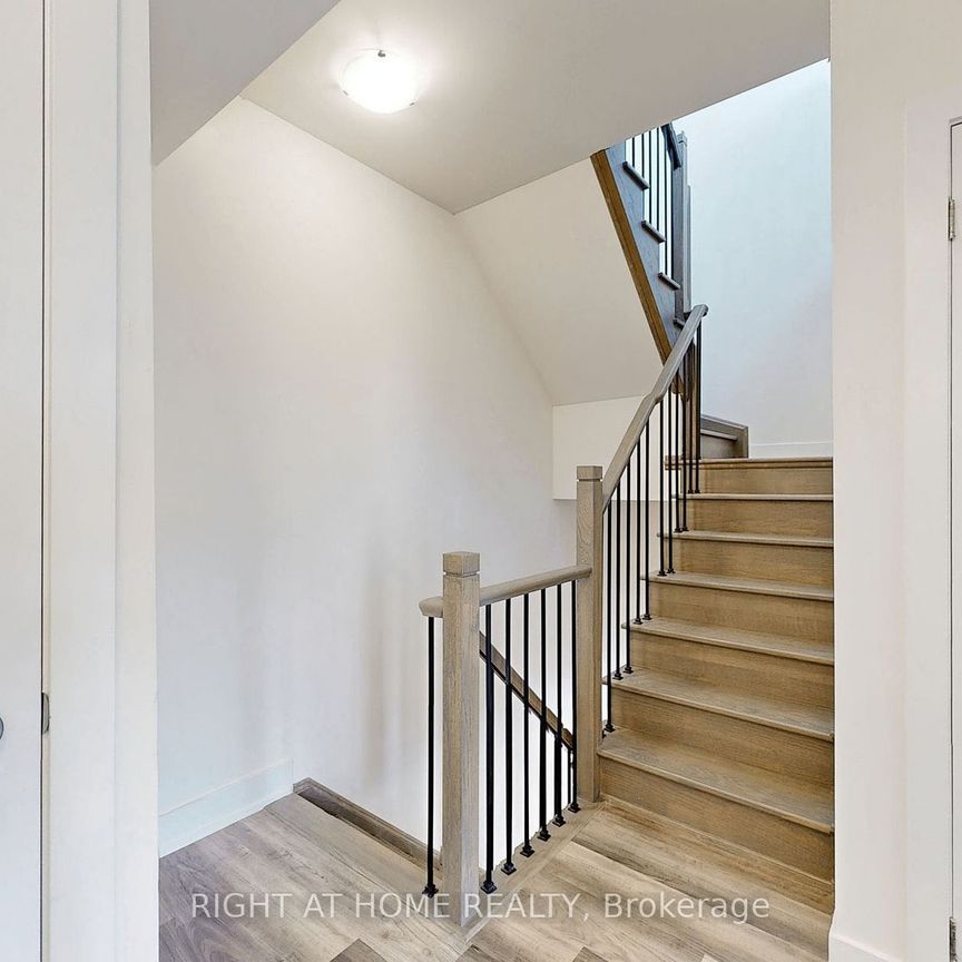 For Lease - 9 Phelps Lane Unit# TH7, Richmond Hill, Ontario - Photo 1