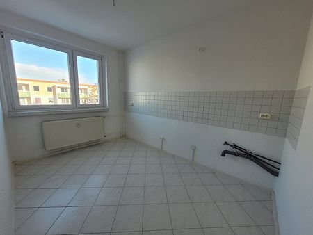 Altersgerechte 2,5 Raum mit Dusche, Aufzug und Balkon! - Photo 2