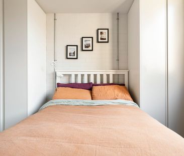 Sought after modern one bedroom apartment - Photo 4