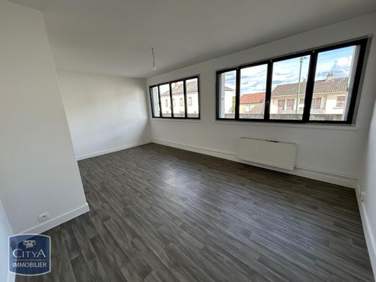 Location Appartement 5 pièces 99m² LE PALAIS SUR VIENNE 87410 - Photo 1