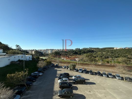 Apartamento T4 em Lisboa - Photo 1