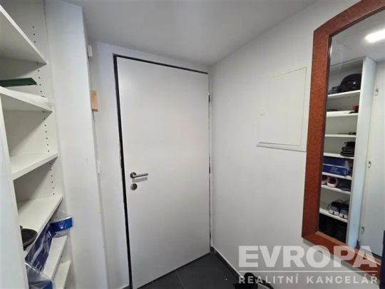 Pronájem bytu 2+kk, 36 m - Fotografie 1