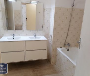 Location Appartement 3 pièces 80m² ST NAZAIRE 44600 - Photo 3