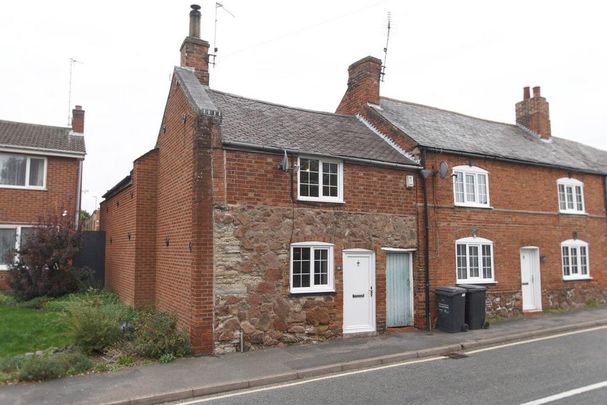 2 bedroom semi-detached house to rent - Photo 1