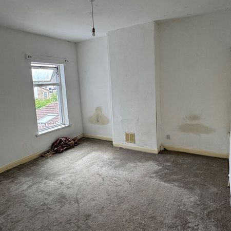 3 Bed Terraced House, Whitehall Road, B9 - Photo 4