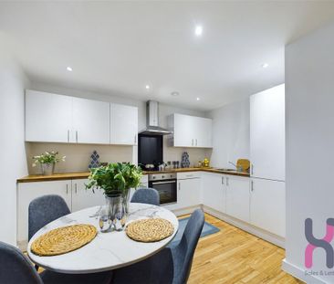 1 bedroom flat to rent - Photo 4