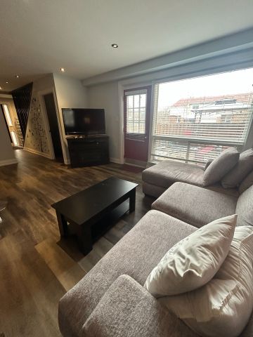 For Lease - 215 Mississauga Valley Unit# 131, Mississauga, Ontario - Photo 4