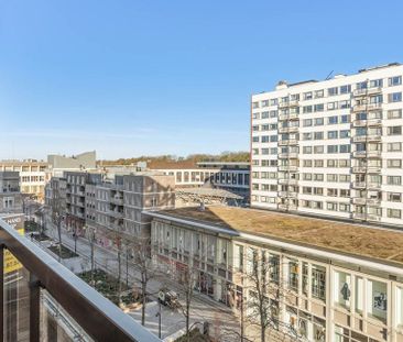 Appartement te huur in Genk voor € 800 met 2 slaapkamers - Foto 5