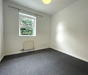 2 Hazeldene Court, Lisburn, BT28 1FP - Photo 1