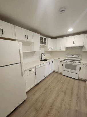 4775 Rundlewood Dr NE — Lower - Photo 1