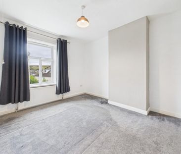 3 bedroom House To Let - Photo 6