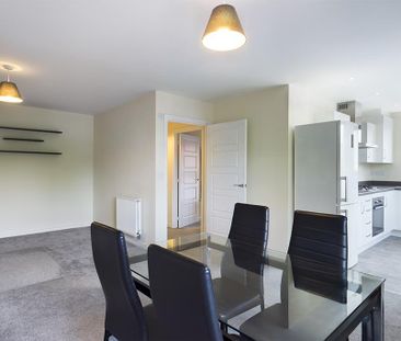 2 bedroom apartment to rent - Photo 3