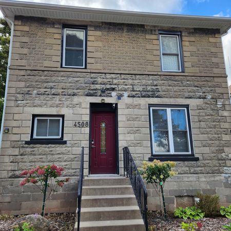 For Lease - 4508 Ryerson Crescent Unit# Main & 2nd Flrs., Niagara Falls, Ontario - Photo 5