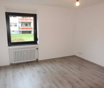 Trier-Heiligkreuz, renovierte 4 ZKB mit Loggia ab 1.3.26 zu vermieten. - Photo 5