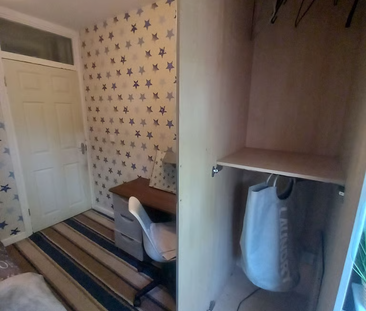 1 bedroom in a house share to rent - Photo 4 | Rentumo