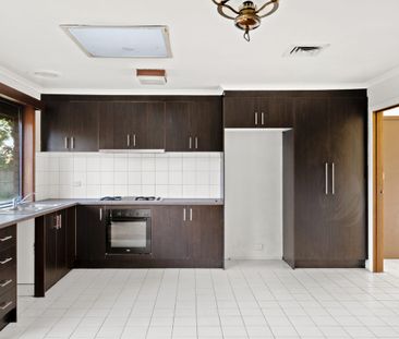 29 Annandale Crescent, Glen Waverley VIC 3150 - House For Rent | Do... - Photo 6