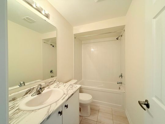 For Lease - 2857 WHITES Road, Pickering, Ontario - Photo 1