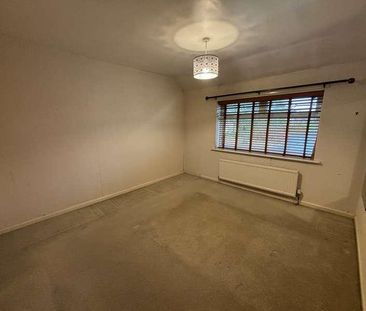 Avaiable Now** Gillars Green Drive, Eccleston, WA10 - Photo 6