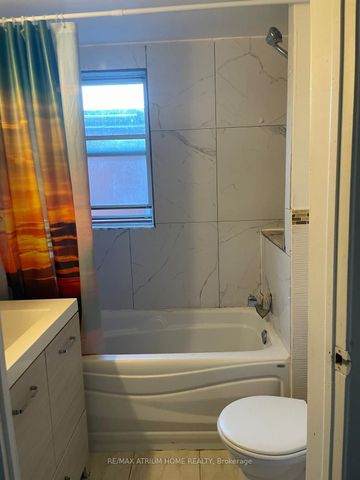 For Lease - 19 Laughton Avenue Unit# Second Floor, Toronto, Ontario - Photo 5