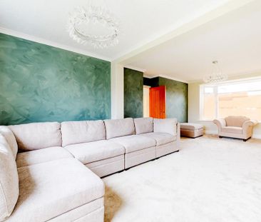 4 bedroom semi-detached house to rent - Photo 5