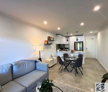 Stylish & Modern Apartment HOME OPEN WEDNESDAY 10 DECEMBER AT 10.30... - Photo 5