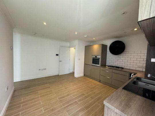 1 bedroom flat to rent - Photo 1
