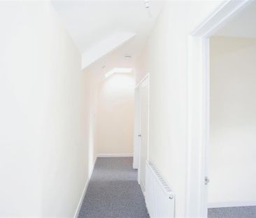 2 bedroom property to rent - Photo 4