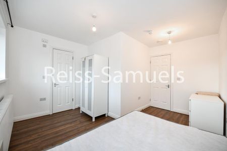 6 bedroom semi-detached house to rent - Photo 5