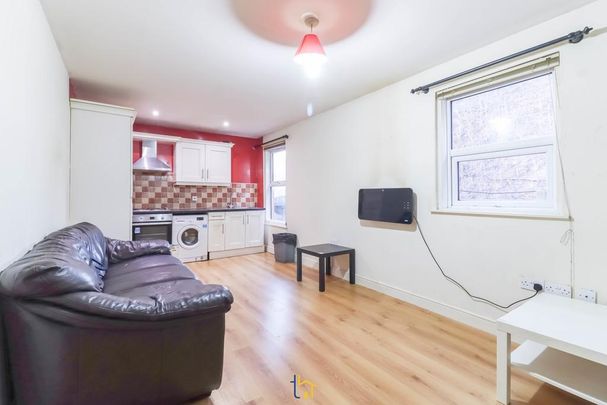 1 bedroom flat to rent - Photo 1