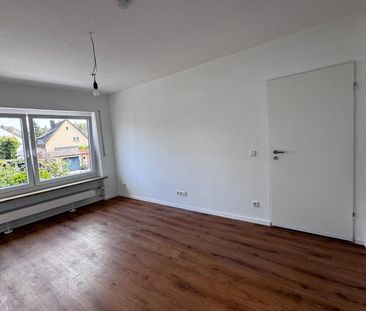 3-ZKB-Wohnung, 1. OG mit Balkon und Naturblick – frisch renoviert - Foto 1