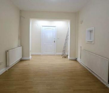 4 bedroom property to rent in London - Photo 6