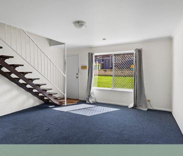 Convenient Townhouse Living - Walk to Shops & Transport! - Photo 1
