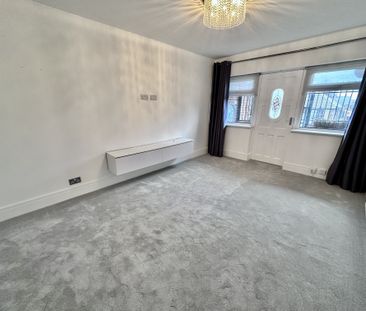 Winchester Way, Doncaster, Scawsby - Photo 1