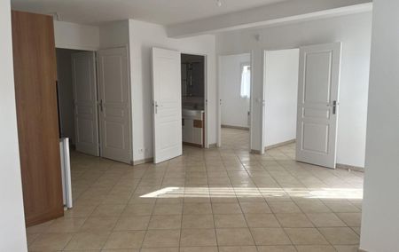 Location Appartement P3 Rez de chaussée neuf Perros-guirec - Photo 2