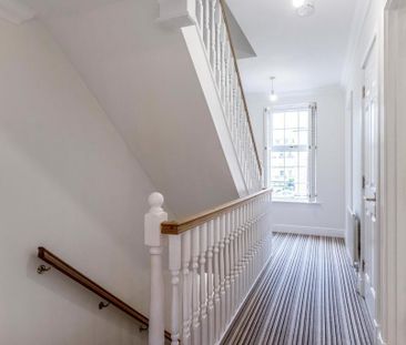 3 bedroom townhouse to rent - Photo 2