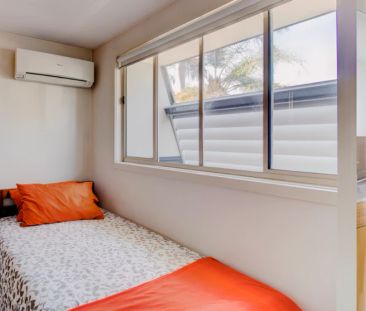 Studio Apartment - Photo 2