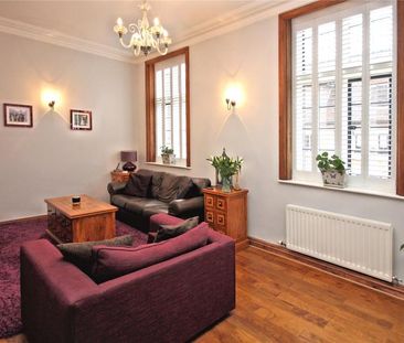 Oldfield Wood, Woking - 2 bedrooms Property for lettings - Seymours - Photo 2