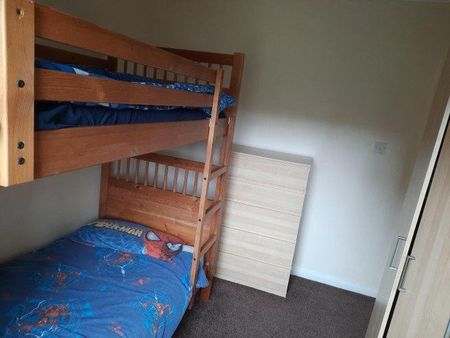 3 bedroom house share to rent - Photo 4