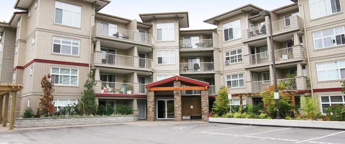 211 2515 PARK DRIVE — 1 Bedroom - Photo 1