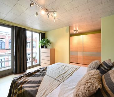 Mooie en gerenoveerde woning in populaire straat te Borgerhout - Foto 5